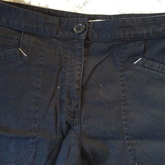 St Johns Bay Black Shorts - Picture 2 of 5